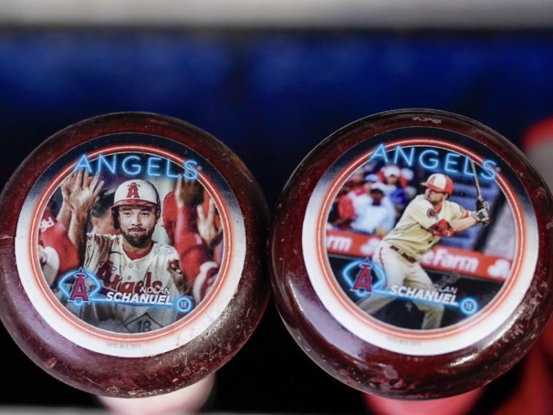 Fanatics/Topps Delivers Bat Knob Infused Baseball Cards